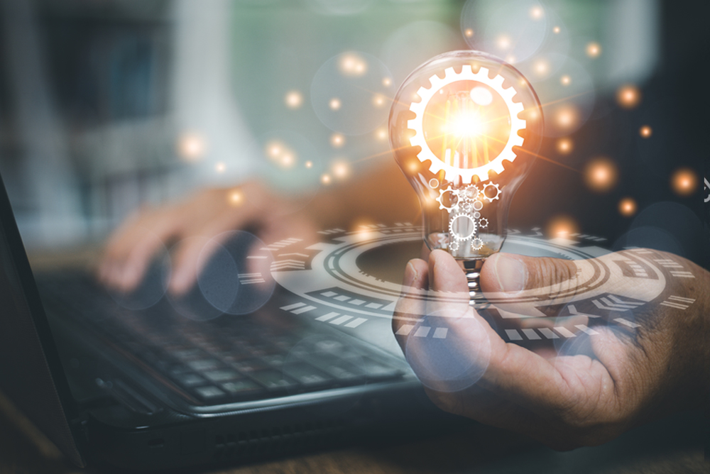 900+ active employees in a span of 2 years